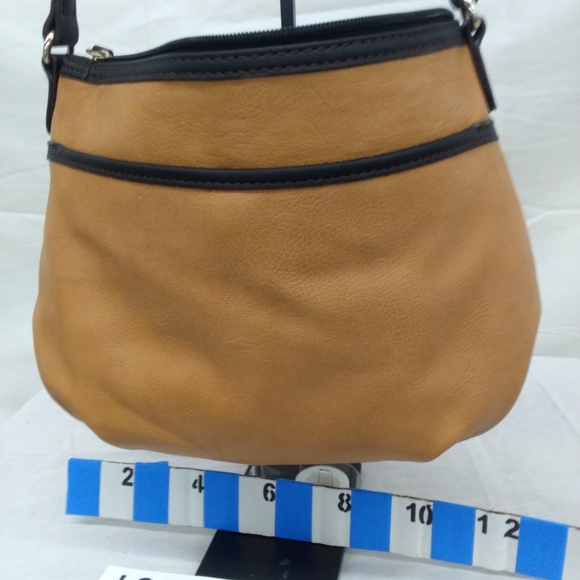 Liz Claiborne Classic Shoulder Bag in Two-Tone Brown § - Picture 4 of 13